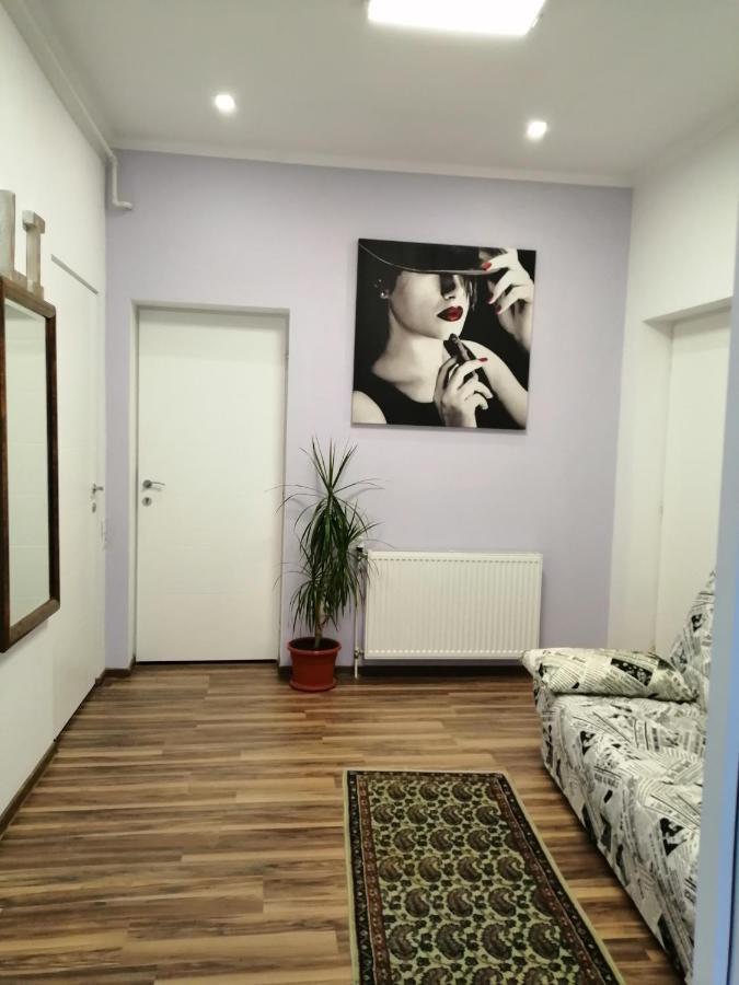 Апартаменты Violet House Турда Экстерьер фото